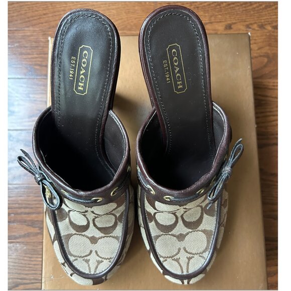 Coach Monogram Heels - Picture 4 of 4